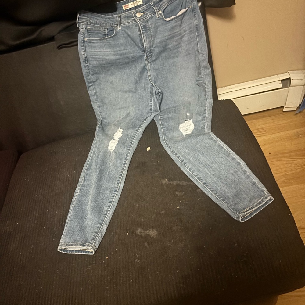 Stylish Blue Distressed Skinny JeansBRAND NEE NEVER BEEN WORN LOOKS GREST WITB F